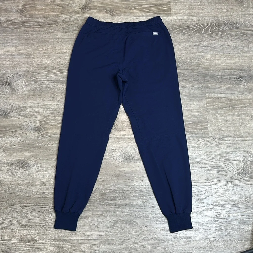Figs Men’s Tansen Jogger Scrub Pants in Navy Sz M